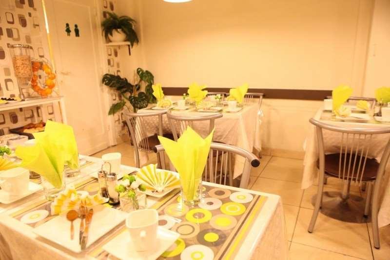 Sun Hotel Saint-Gilles Restaurant bilde