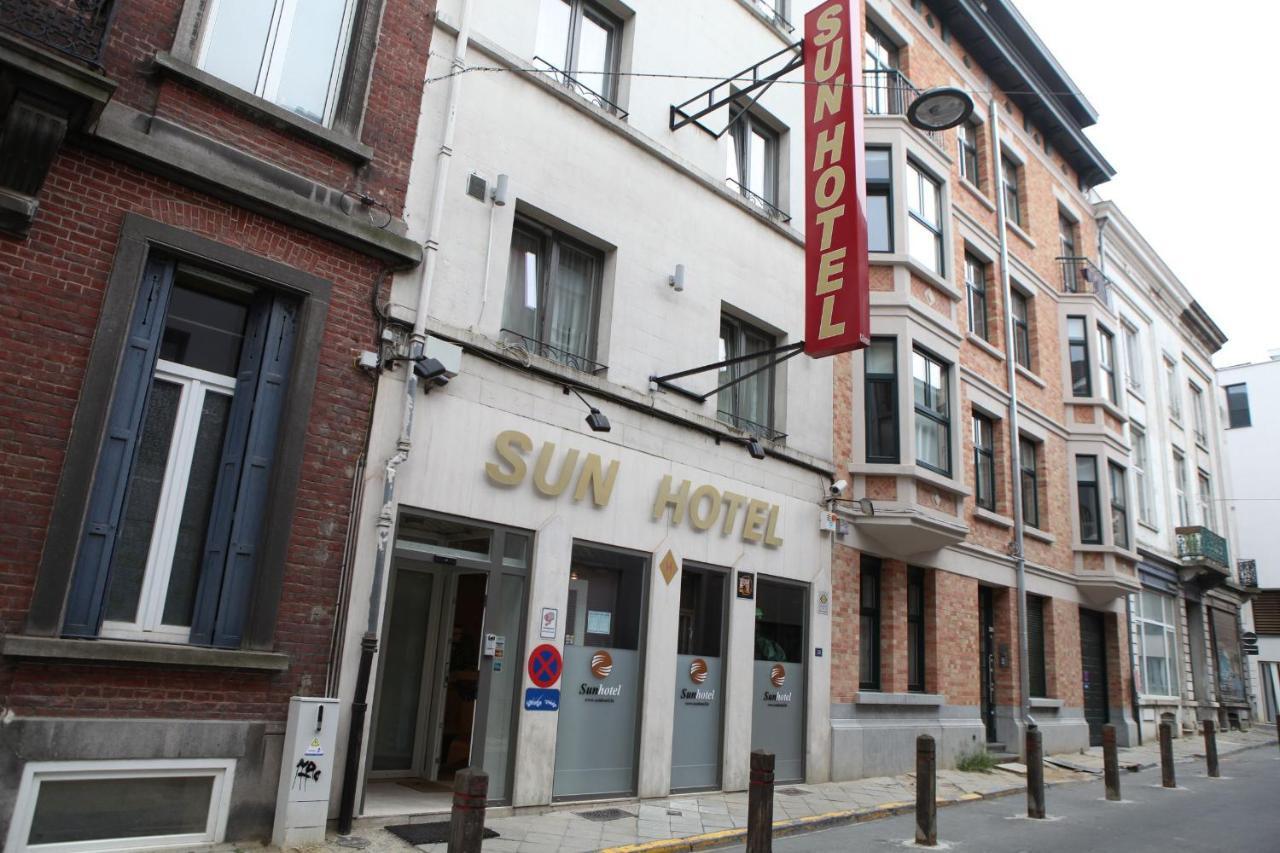 Sun Hotel Saint-Gilles Eksteriør bilde